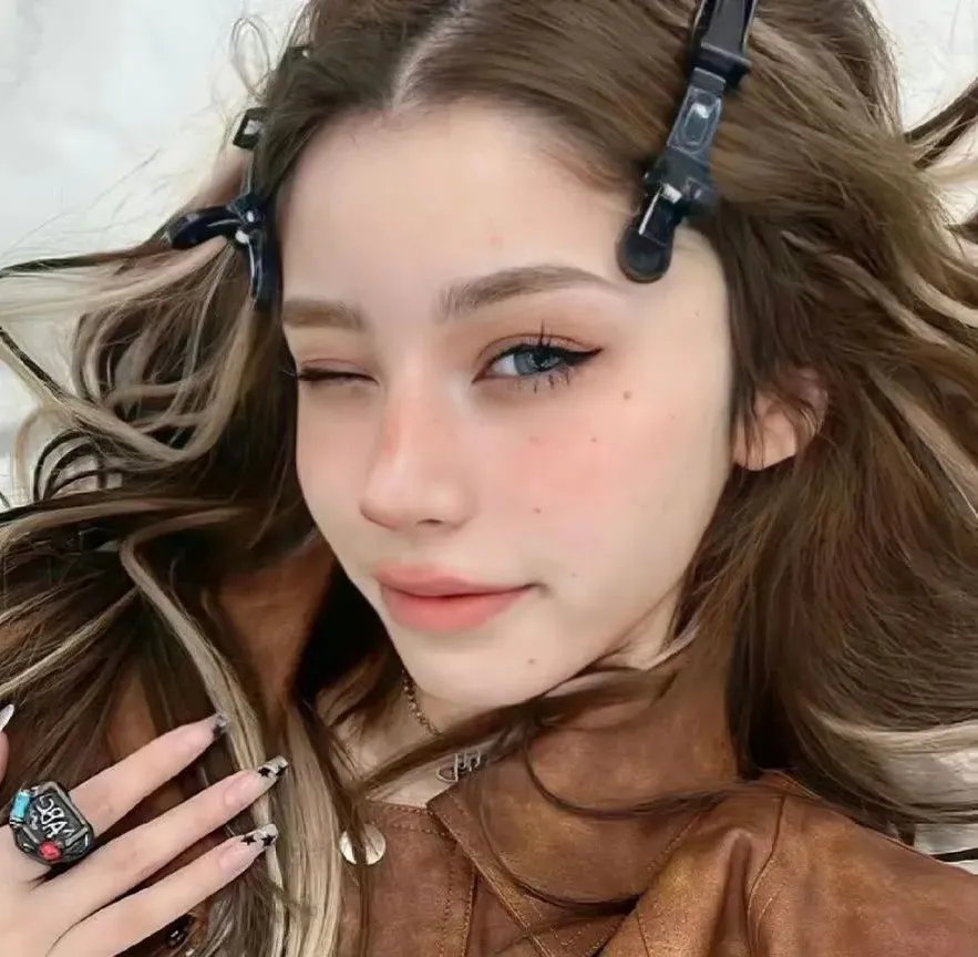 和歌手在一起